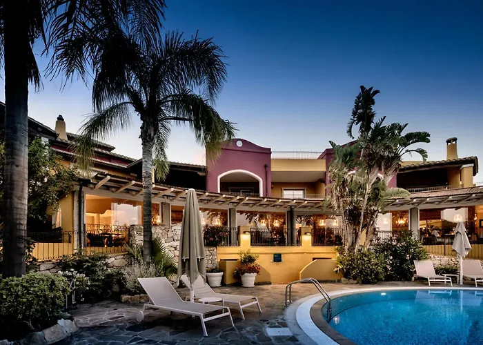 Cruccuris Resort - Adults Only